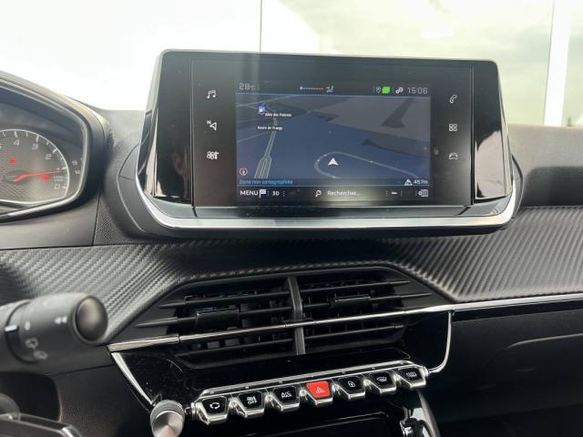 Peugeot 208 image 6