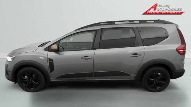 Dacia Jogger image 1