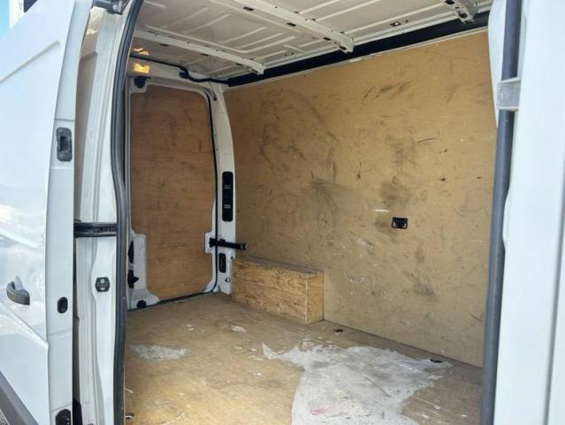 Renault Master image 1