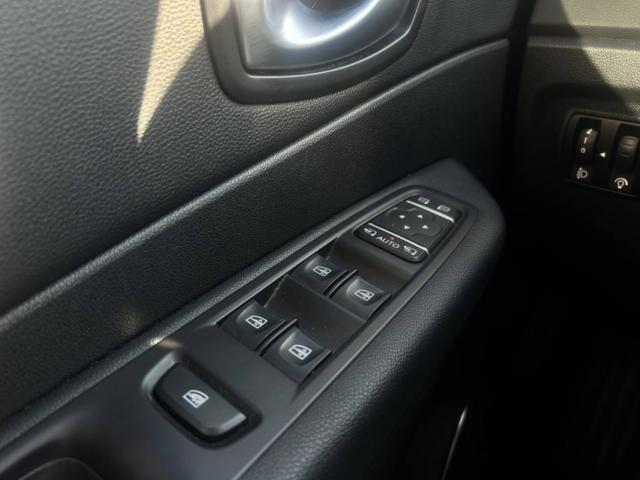 Renault Captur image 8