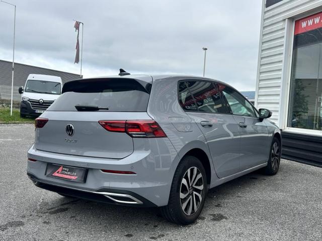 Volkswagen Golf image 5