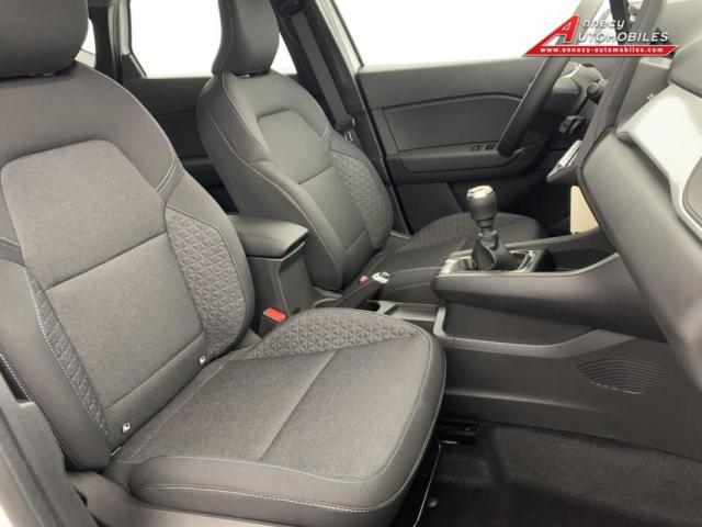 Renault Captur image 1