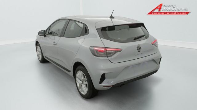 Renault Clio image 8