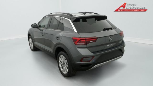 Volkswagen T-Roc image 2