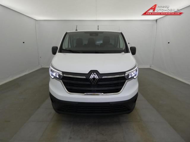 Renault Trafic image 3