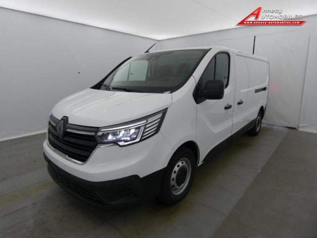 Renault Trafic image 8