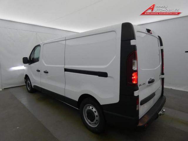 Renault Trafic image 1