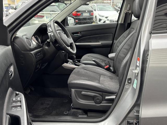 Suzuki Vitara image 8