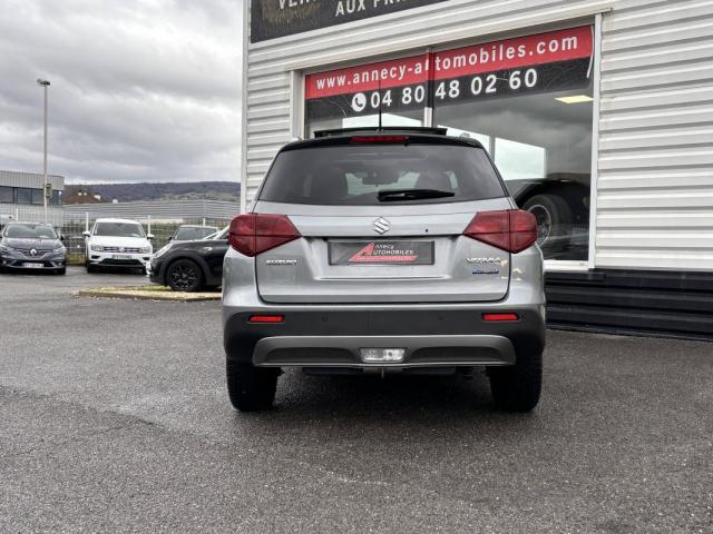 Suzuki Vitara image 2