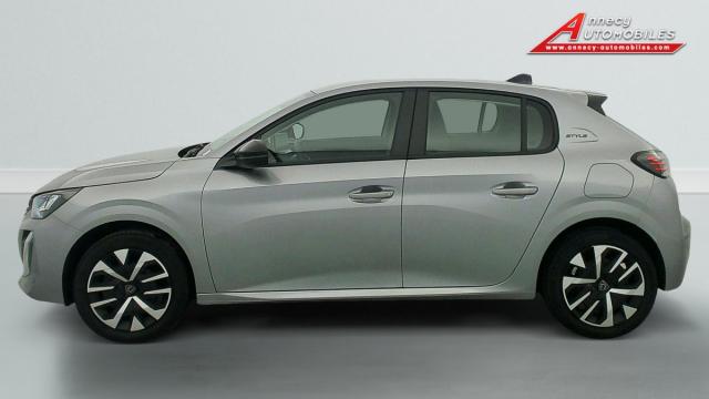 Peugeot 208 image 7