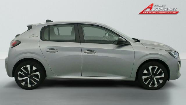 Peugeot 208 image 4