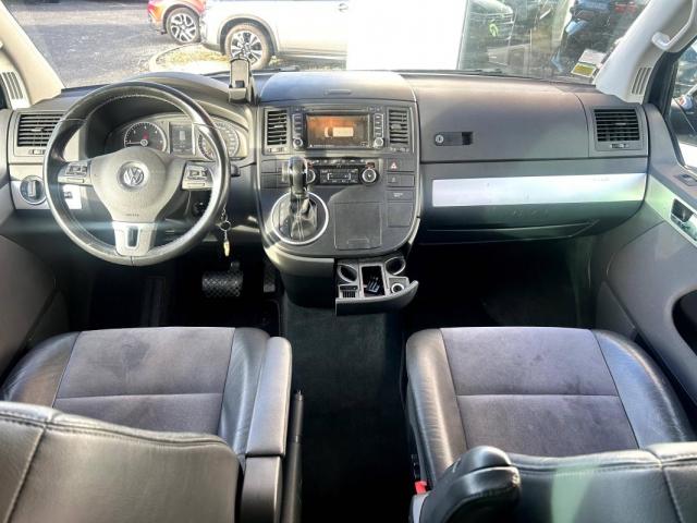 Volkswagen Multivan image 6