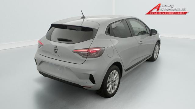 Renault Clio image 8