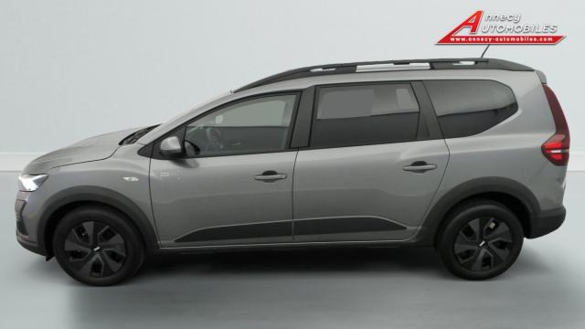 Dacia Jogger image 1