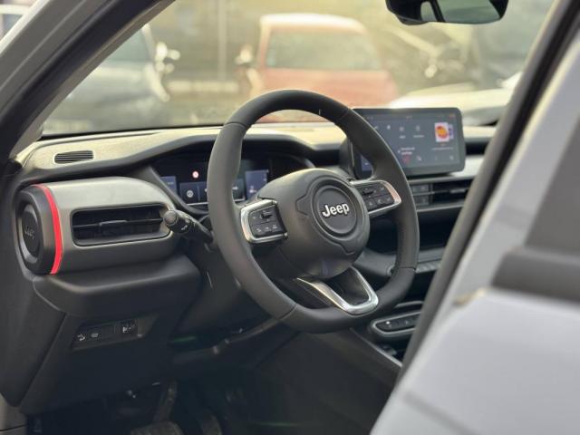 Jeep Avenger image 4