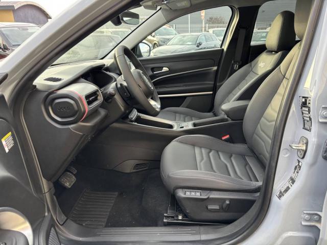 Jeep Avenger image 6