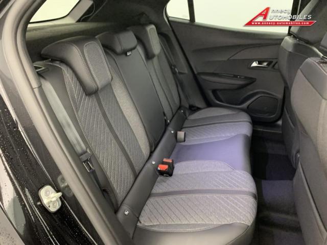 Peugeot 2008 image 2