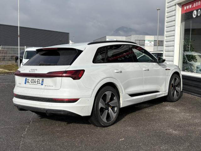 Audi E-Tron image 7