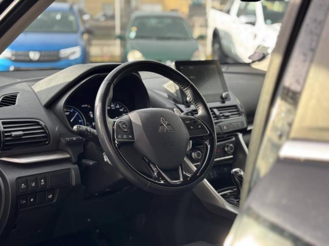 Mitsubishi Eclipse Cross image 6