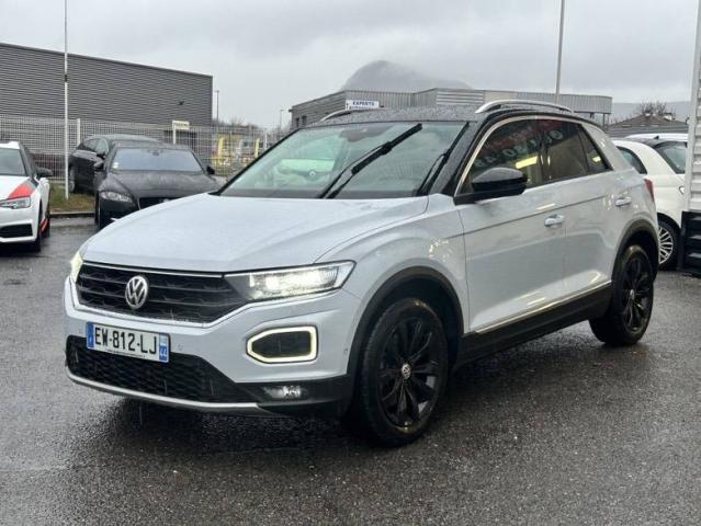 Volkswagen T-Roc image 9