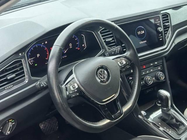 Volkswagen T-Roc image 8