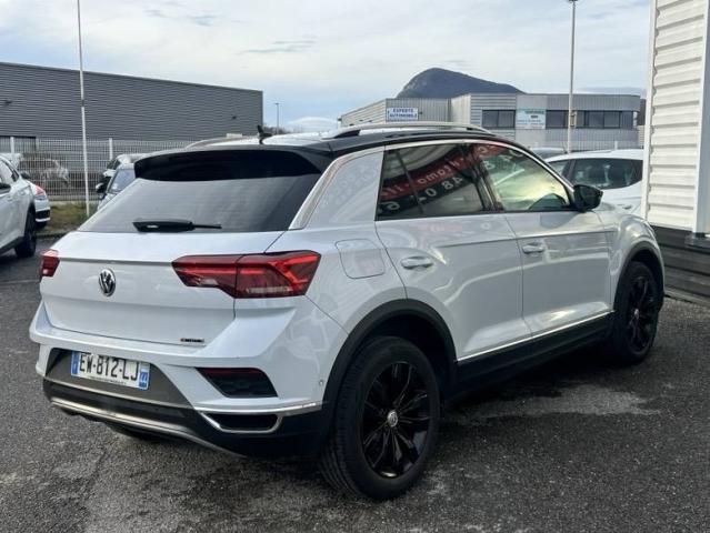 Volkswagen T-Roc image 2