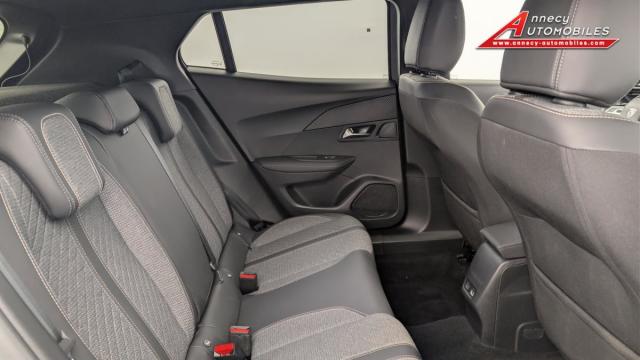 Peugeot 2008 image 1