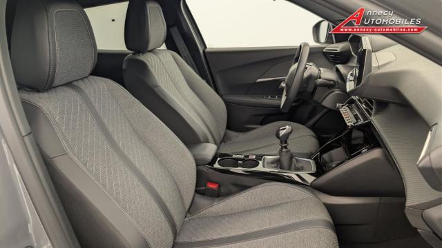 Peugeot 2008 image 9