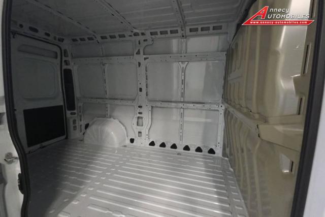 Peugeot Boxer image 1