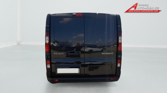 Renault Trafic image 8