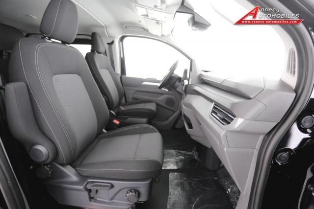 Volkswagen Transporter image 3