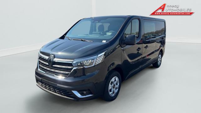 Renault Trafic image 2