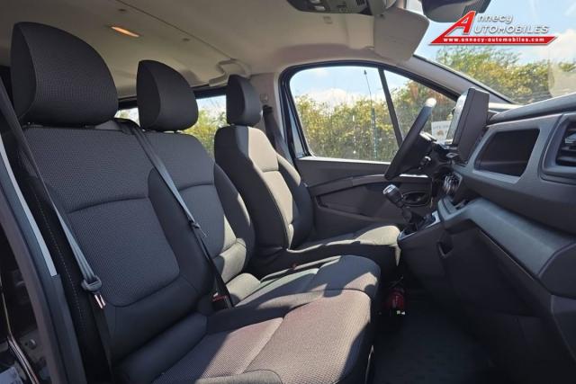 Renault Trafic image 8