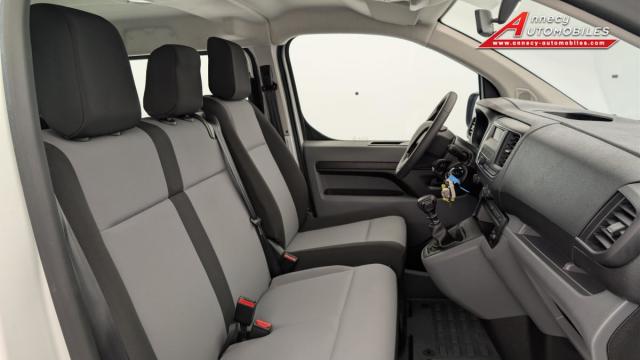 Peugeot Expert Combi image 1