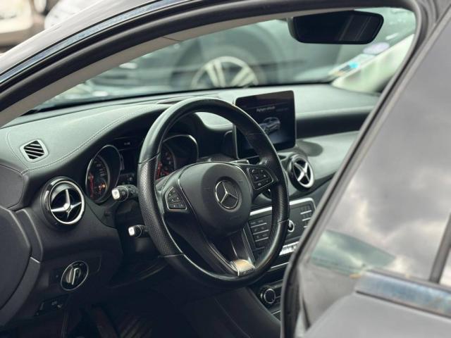 Mercedes Benz Cla Shooting Brake image 7