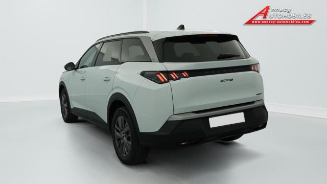 Peugeot 5008 image 1