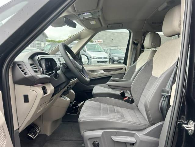 Volkswagen Multivan image 3
