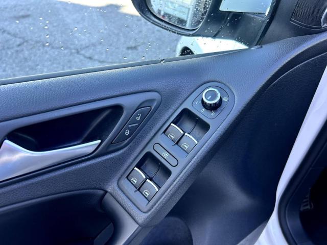 Volkswagen Golf image 5