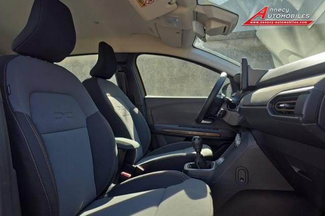 Dacia Sandero image 4