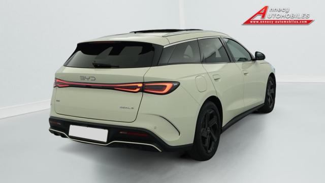 Byd Seal image 2