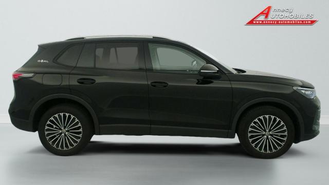 Volkswagen Tiguan image 9