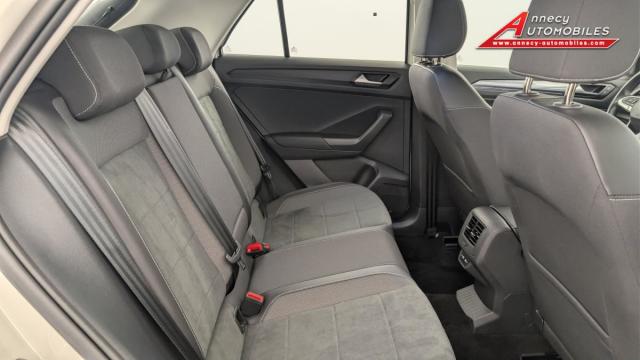 Volkswagen T-Roc image 6