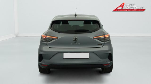 Renault Clio image 1