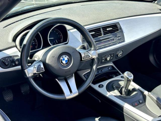 Bmw Z4 image 9