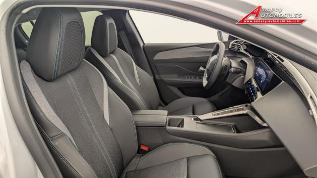 Peugeot 308 image 1