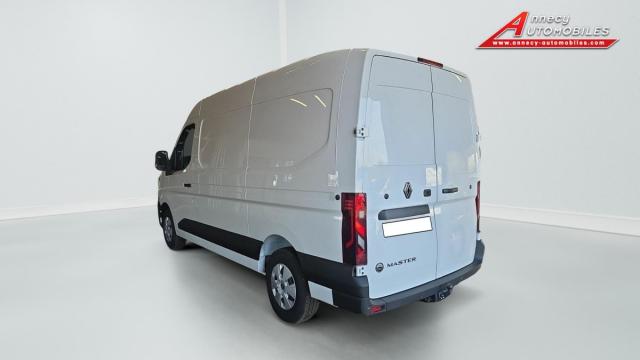 Renault Master image 7
