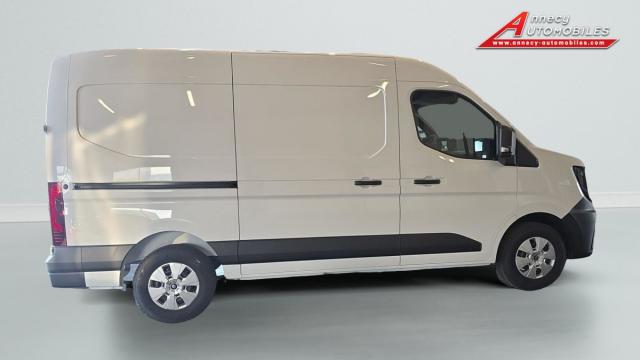 Renault Master image 8