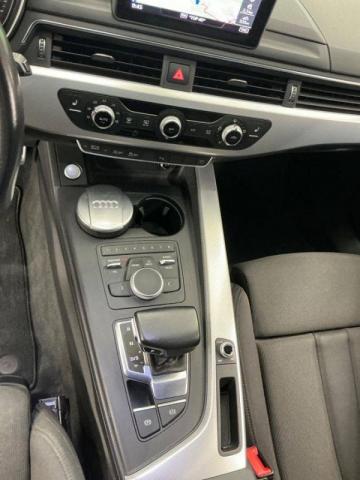 Audi A4 image 4