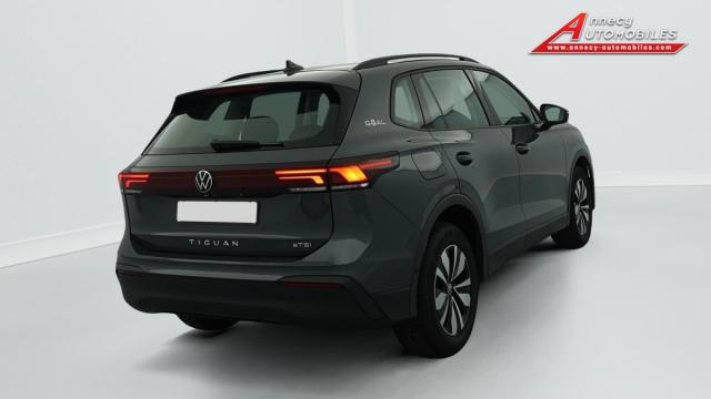 Volkswagen Tiguan image 8