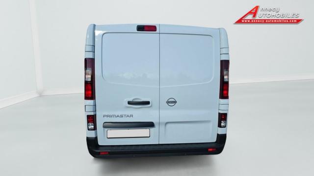 Nissan Primastar image 9